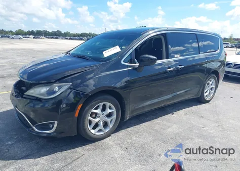 2017 Chrysler Pacifica Touring L z USA, uszkodzony, nr VIN 2C4RC1BG3HR782049